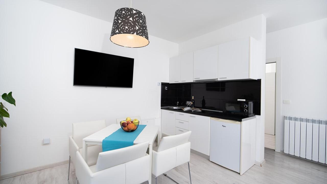 Apartments Palma Рабац Экстерьер фото